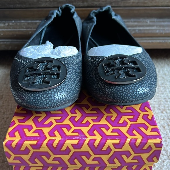 Tory Burch REVA ballet flat. - Picture 4 of 8